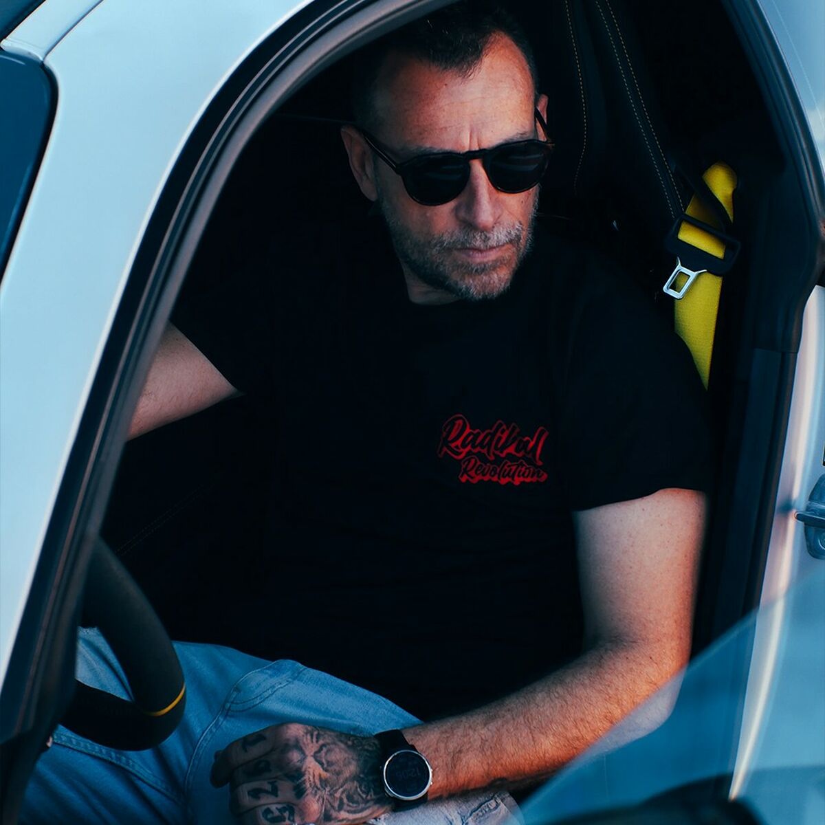 V4H9AD1F1E4AFFE7CDE7755F322AE783249R6992214P5