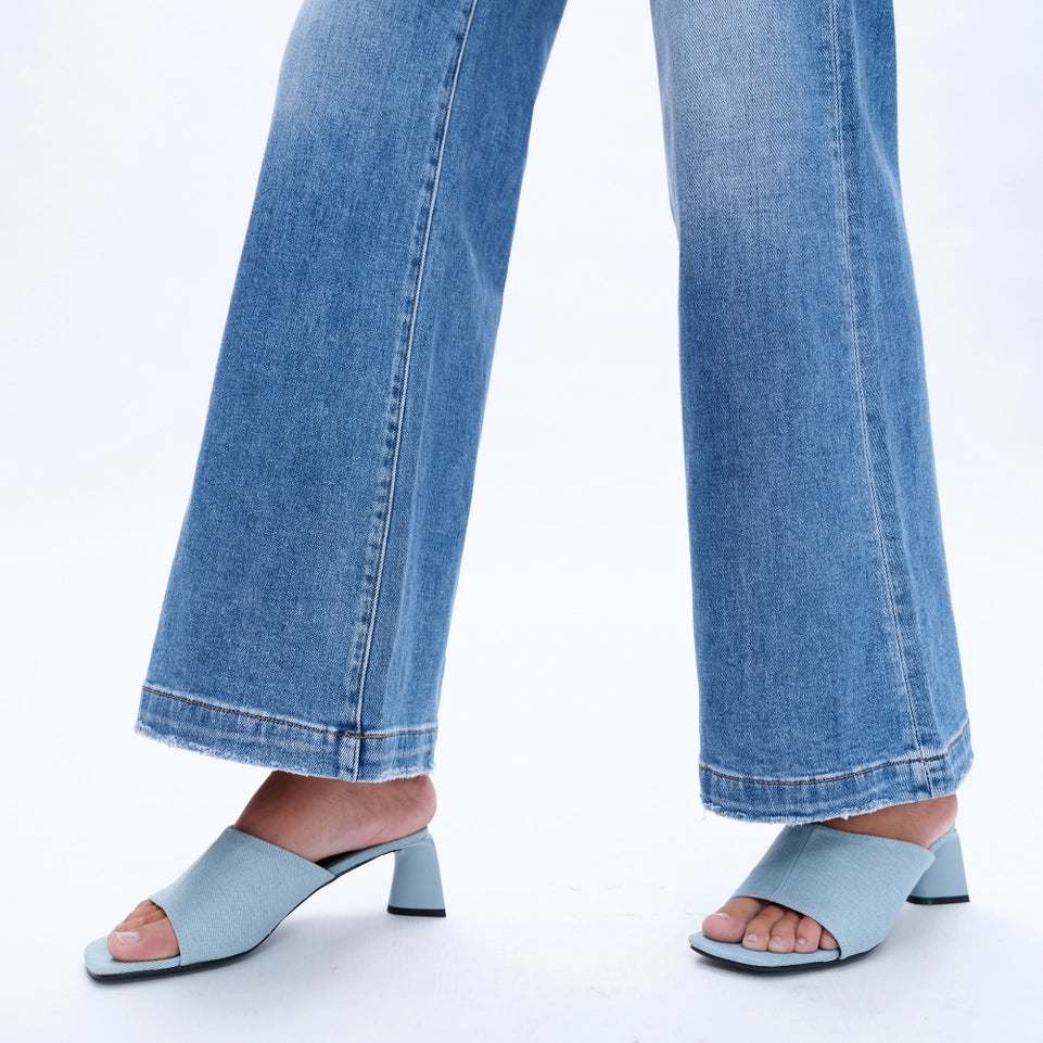 Mid Rise Wide Leg Jeans with Finished Hem MEDIUM BLUE-Jeans-BAYEAS-24-MEDIUM BLUE-Urbanheer