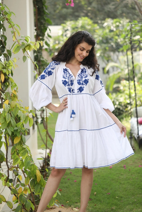 Molly Dress Elsa Embroidery-Dress-Naudic-XS-White-Urbanheer