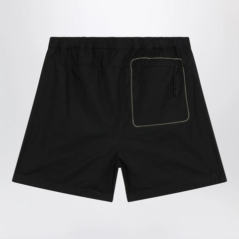 Moncler Black cargo shorts in cotton gabardine