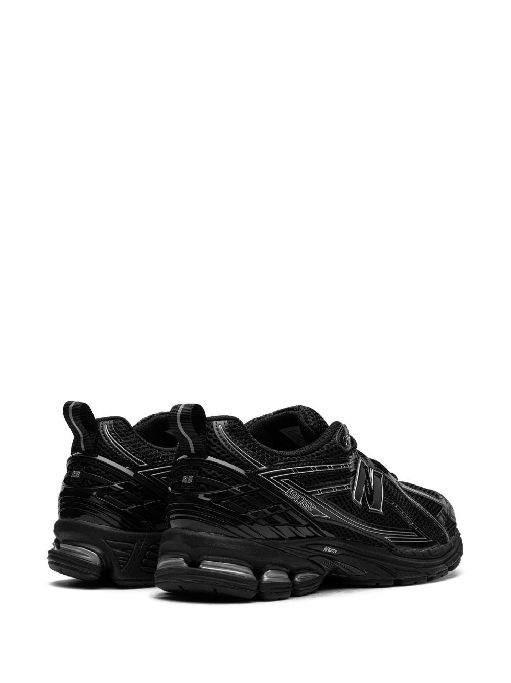 New Balance Sneakers Black