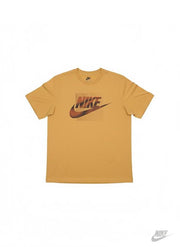 Nike Men's T-Shirt in Yellow