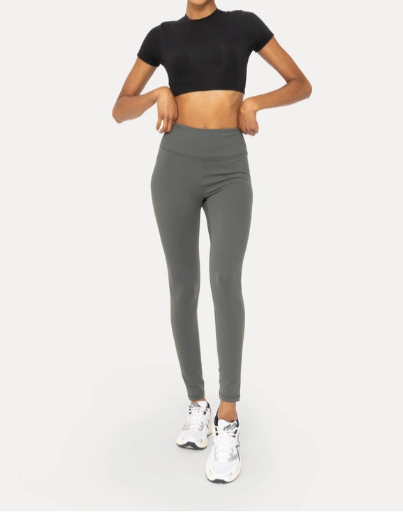 Nylon-Blend Essential Solid Leggings URBAN CHIC-Leggings-Mono B-S-URBAN CHIC-Urbanheer