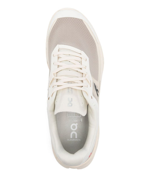 ON Cloudvista Sneakers