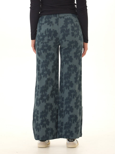 Pamela Stretch Twill Wide Leg Pant