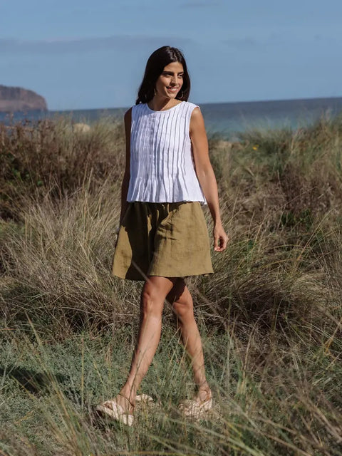 Pleated Sleeveless Linen Top Moorea in White-Top-MagicLinen-XS-White-Urbanheer