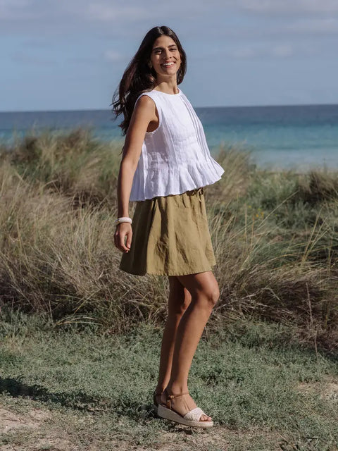 Pleated Sleeveless Linen Top Moorea in White-Top-MagicLinen-XS-White-Urbanheer