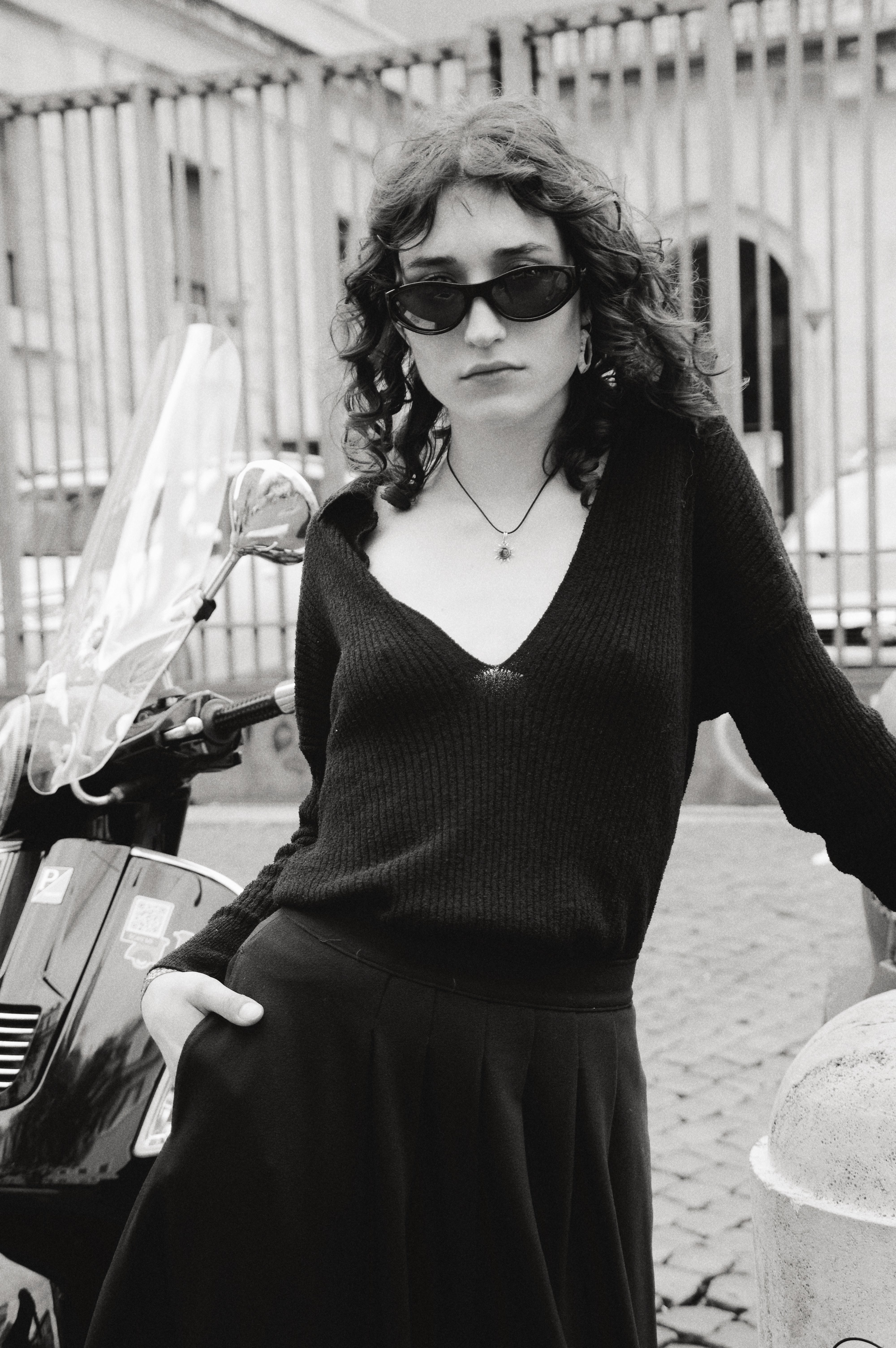 Polo Con Scollo Profondo - Calipso-POLO CON SCOLLO V-Tenné-S-NERO-Urbanheer