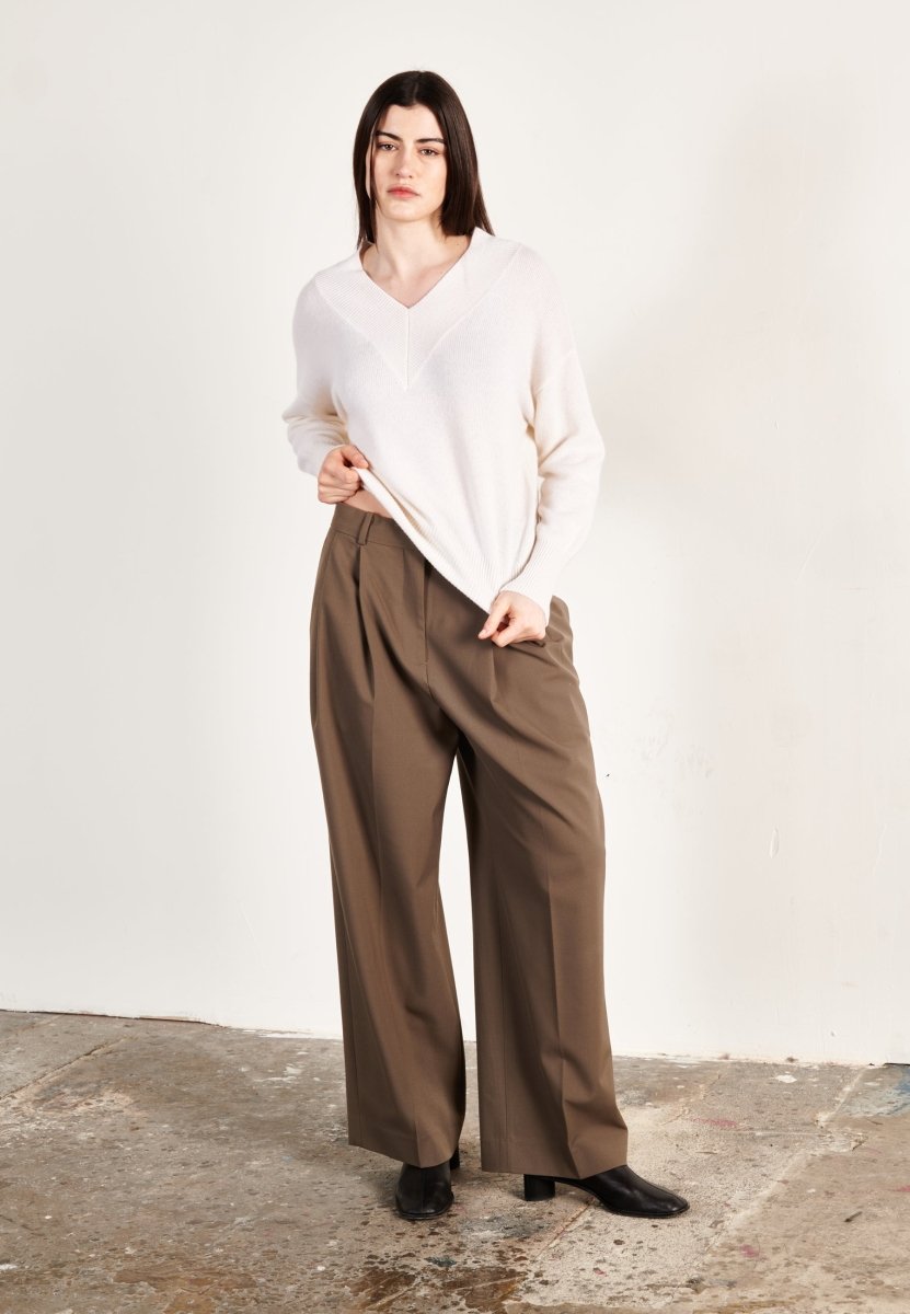 Pull col V femme en cachemire 4 fils blanc écru - HANA 12-1