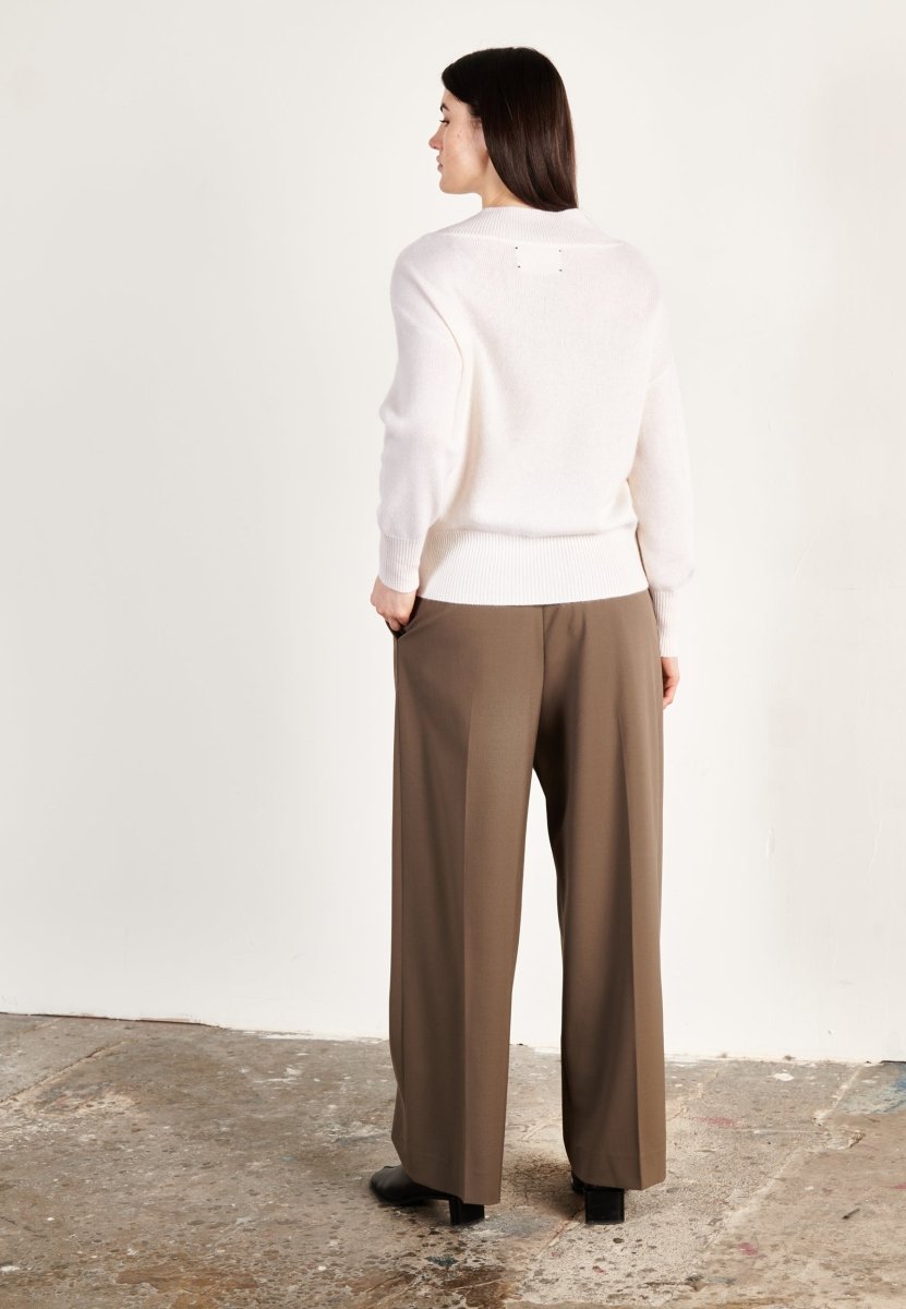 Pull col V femme en cachemire 4 fils blanc écru - HANA 12-3