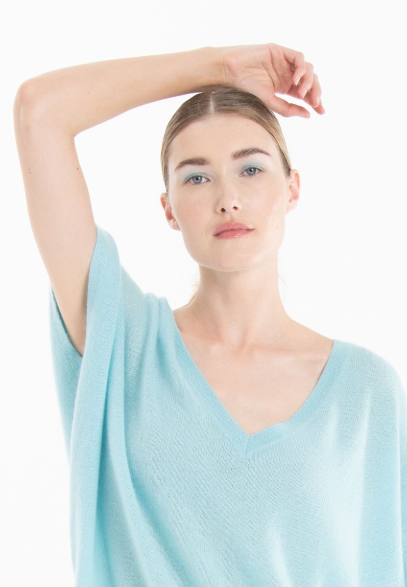 Pull col V manches chauve souris en cachemire turquoise femme - RIA 25-col v femme-Studio Cashmere8-S-M-SC8-01088-turquoise-Urbanheer