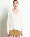 RIA 3 Pull col V profond oversize en cachemire blanc écru-col v femme-Studio Cashmere8-S-M-SC8-00746-blanc écru-Urbanheer