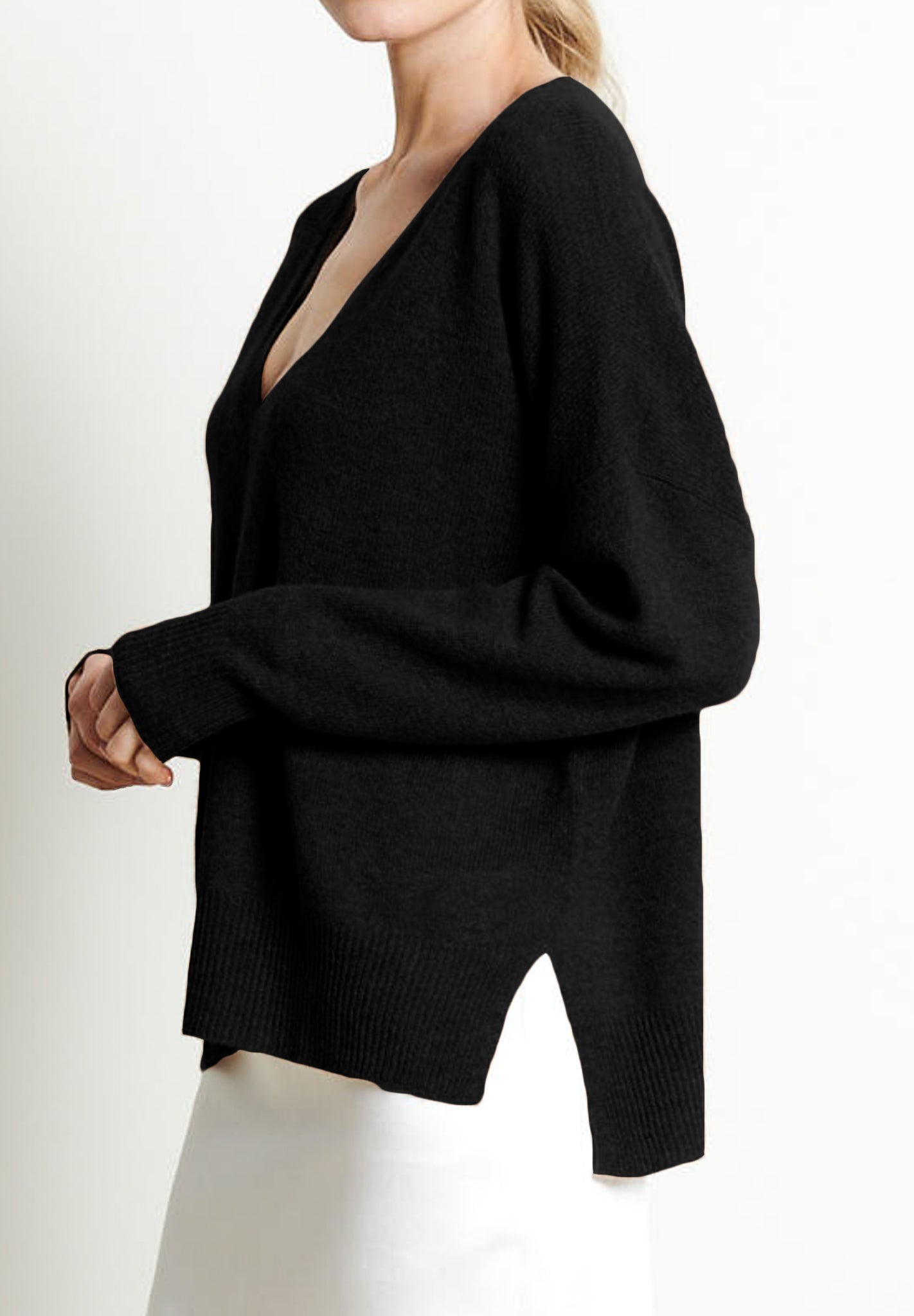 RIA 3 Pull col V profond oversize en noir-col v femme-Studio Cashmere8-S-M-SC8-00741-noir-Urbanheer