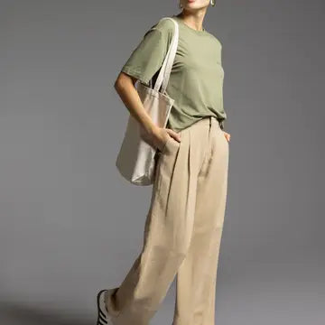 Relaxed Crew Neck Tee - Mallory Tee