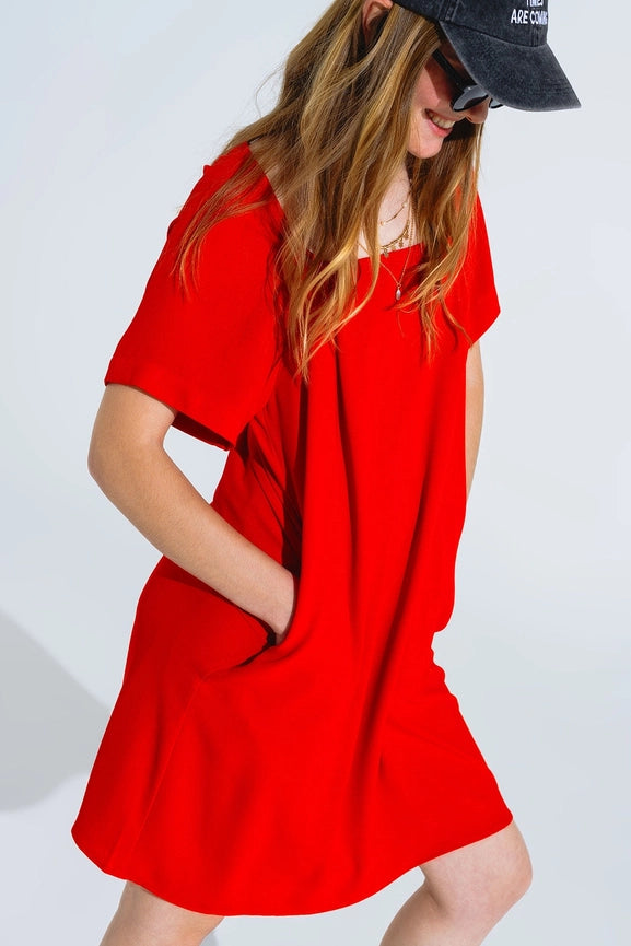 Relaxed Short Dress with Square Neckline and Short Sleeves in Red-Dress-Q2-S-Red-Urbanheer