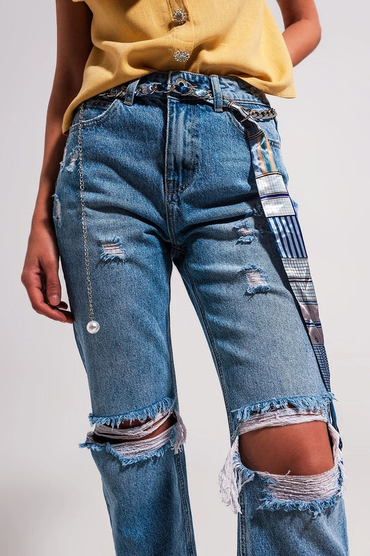 Ripped Knee Jeans In Light Blue