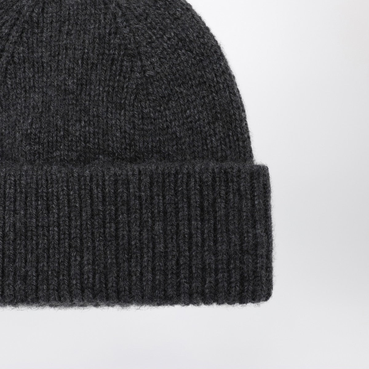 Roberto Collina Cashmere Beanie in Anthracite Grey