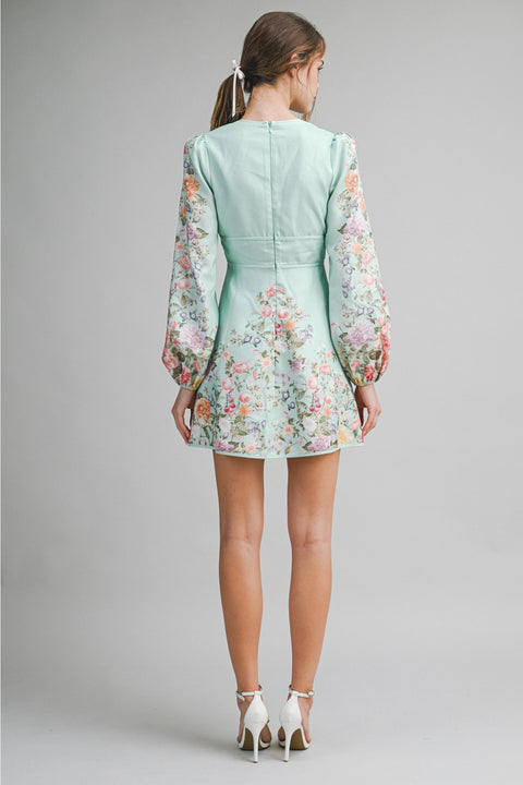 Romantic A-Line Fit & Flowy Silhouette Long Sleeve Dress