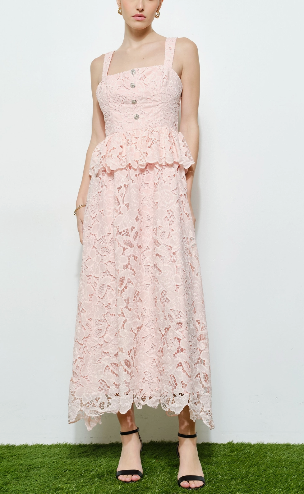 Romantic Floral Lace Sleeveless Maxi Dress