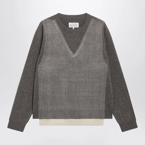 Maison Margiela Crewneck lambswool sweater in mud and ecru
