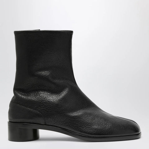 Maison Margiela Tabi leather ankle boots in black