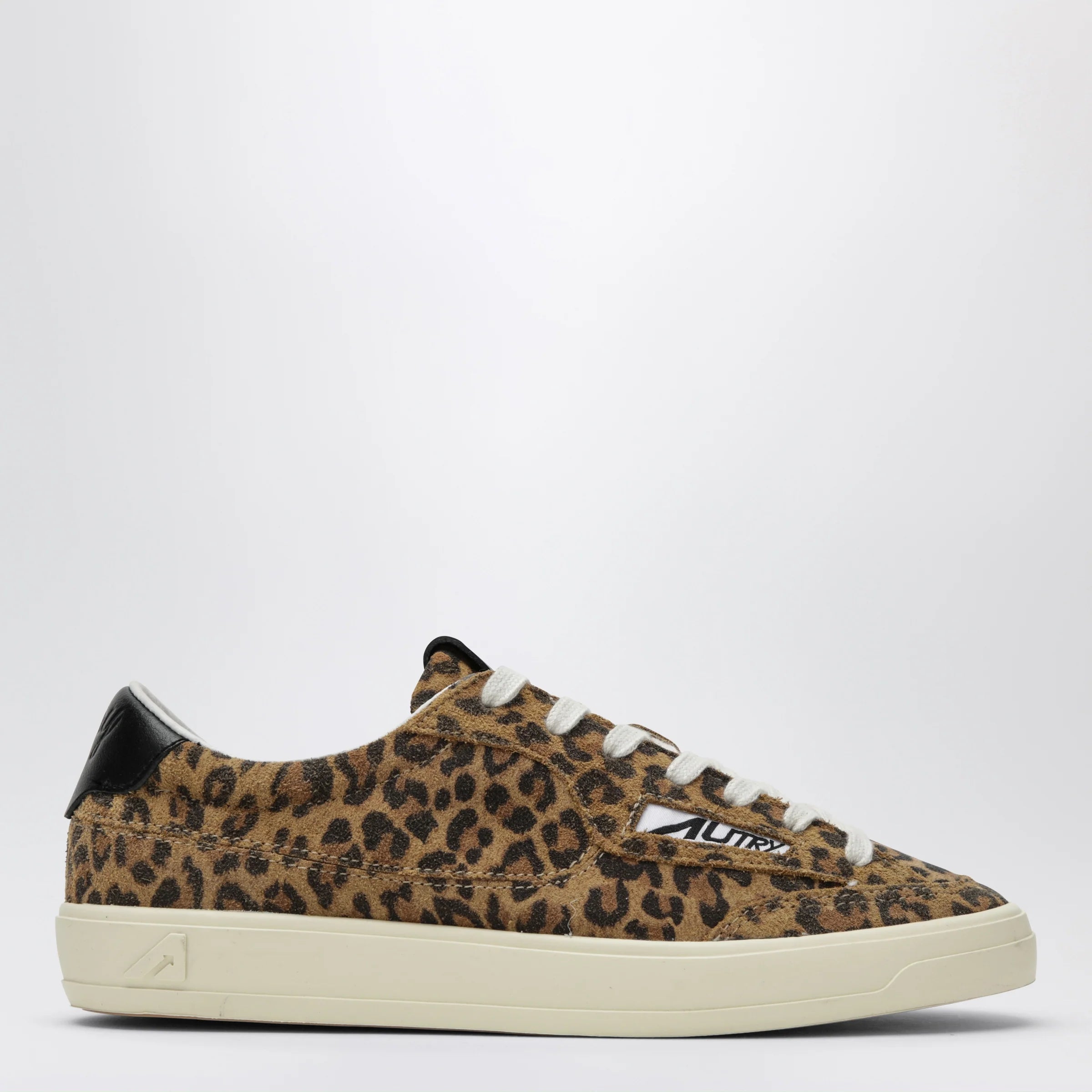 AUTRY Windscape Low Sneakers in leopard suede