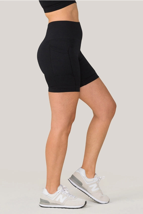 Seamless Pocket Short-Short-Alala-S-Black-Urbanheer