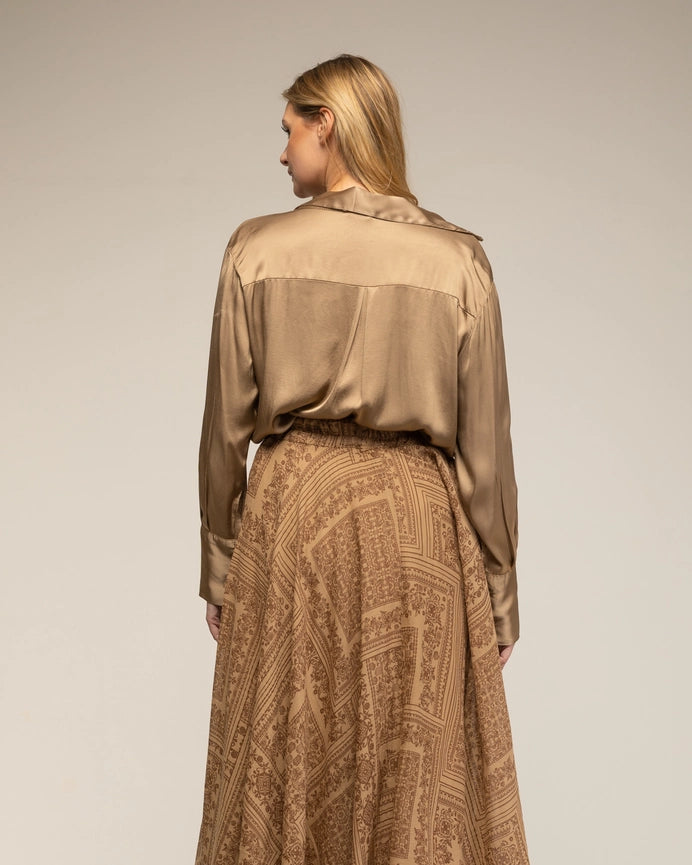 Shirt with Button Closure Silk, Wide Cuffs BROWN-Shirt-Tantra-S-BROWN-Urbanheer