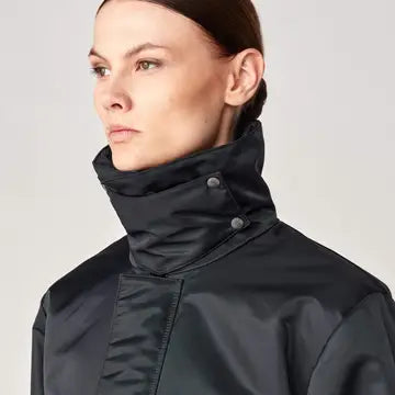 Short Padded Jacket Black