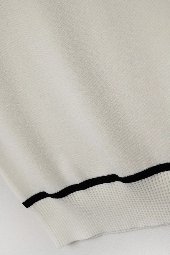 Sleeveless Sweater in White Featuring Black Lines On the Outside-Sweater-Q2-One Size-WHITE-Urbanheer