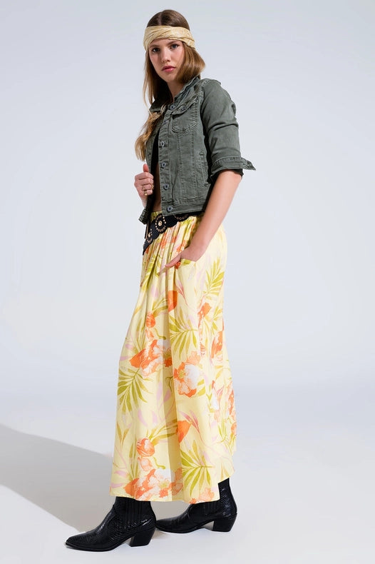 Slim Denim Trucker Jacket In Khaki-Jackets-Q2-S-Urbanheer