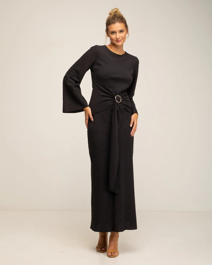 Slim fit Dress_Black-Dress-Tantra-S-Urbanheer