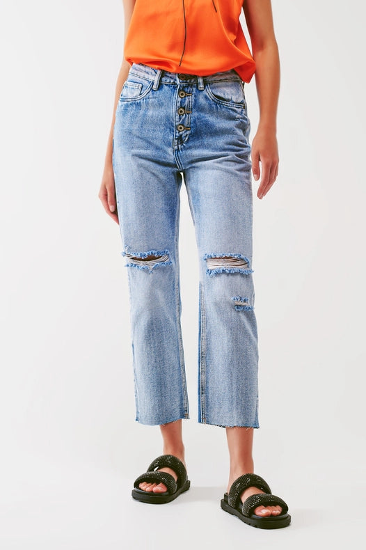 Sraight-Leg Jeans With Exposed Buttons And Ripped Knees