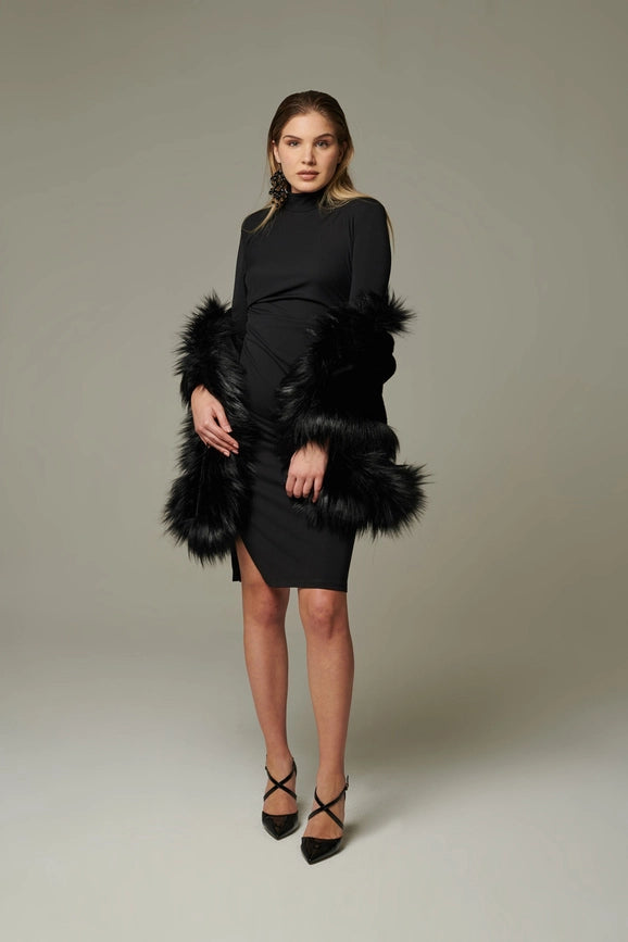 Stola Con Bordo Di Ecopelo-Stola-Valentina Rio-UNICA-NERO-Urbanheer