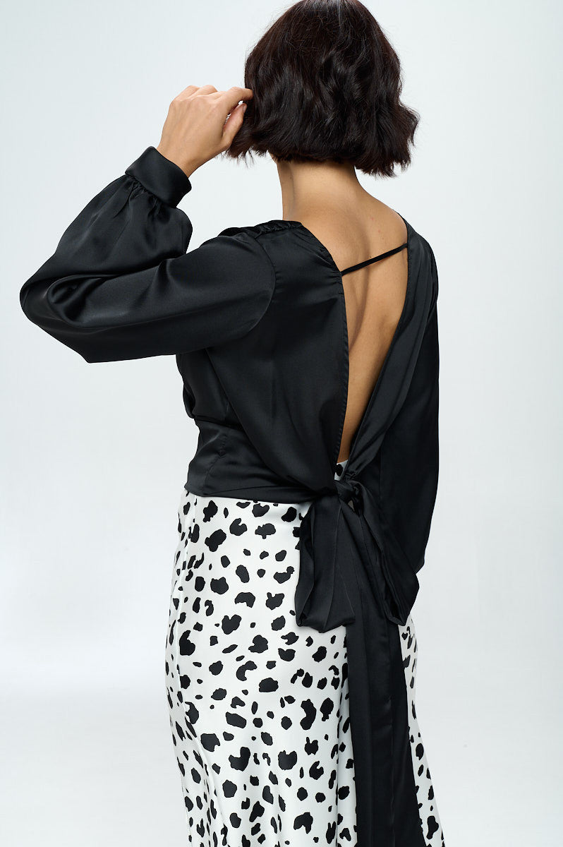 Stretch Satin Solid V neck Top with Open Back-Tops-Reneecollection-Urbanheer