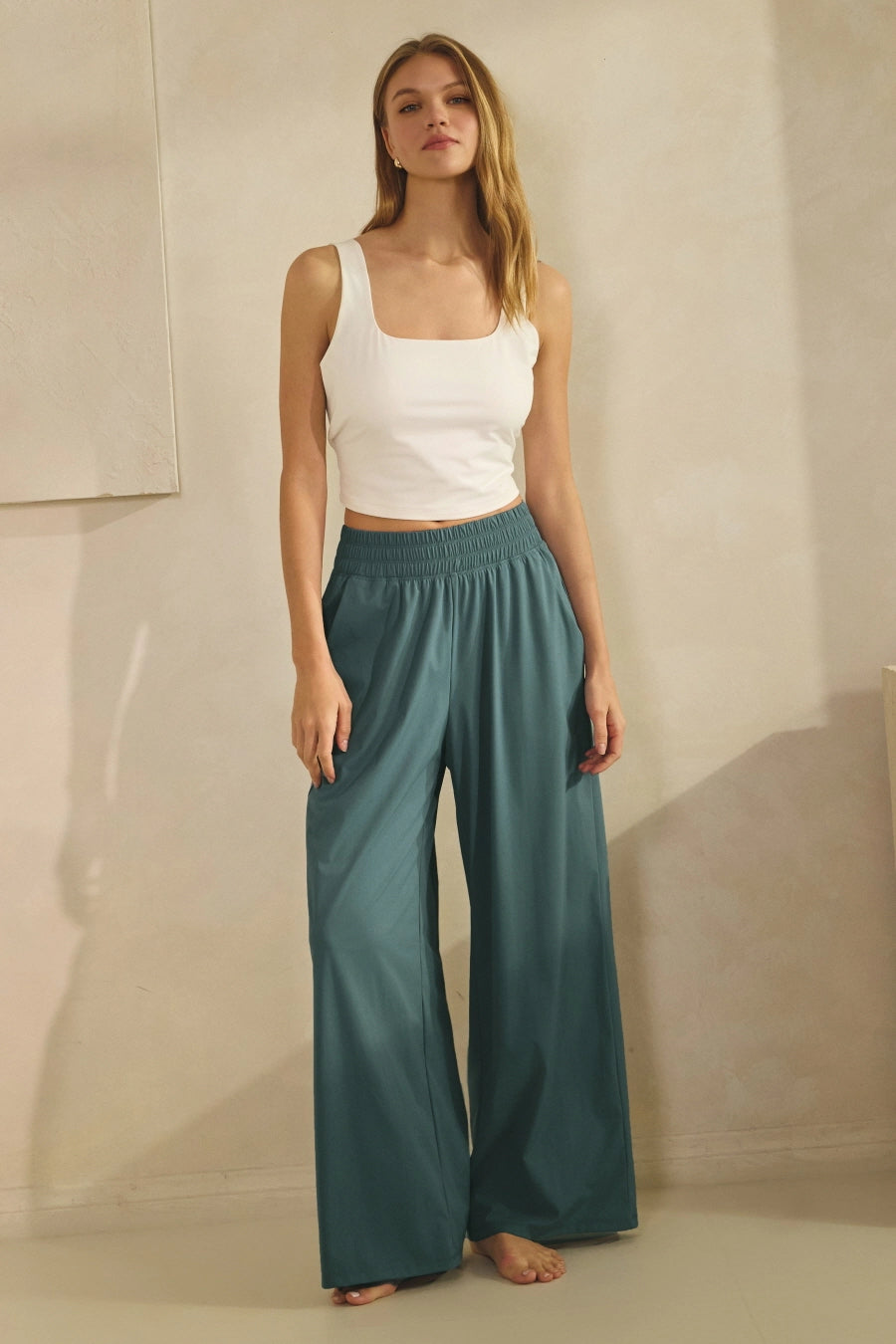Stretch Wide-Leg Pants