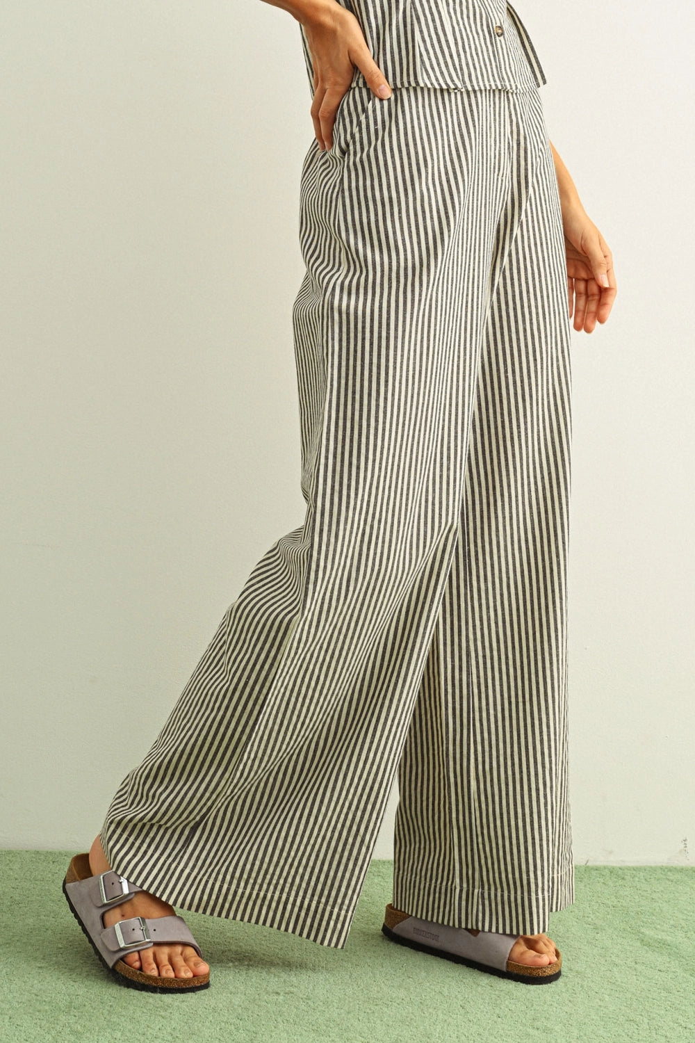Striped Pattern Wide Leg Trouser | Black