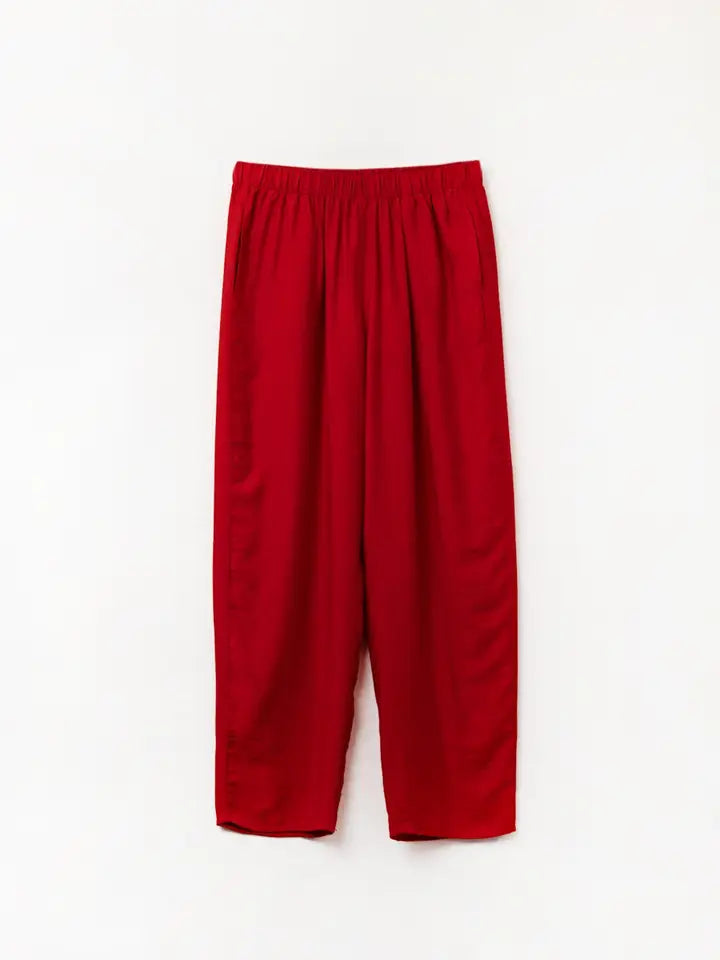 Summery Pants with Elastic Waist and Pockets in Red-Pants-Q2-S-RED-Urbanheer