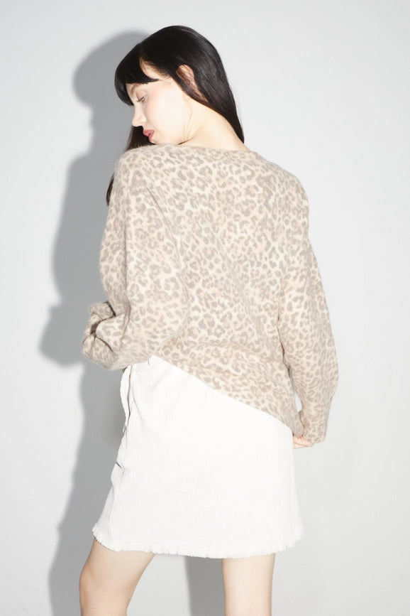 Sweater “Eternal Leo”-Sweater-IMPREVU-S-Urbanheer