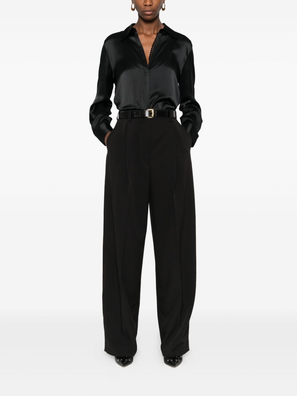 THE LATEST Trousers Black