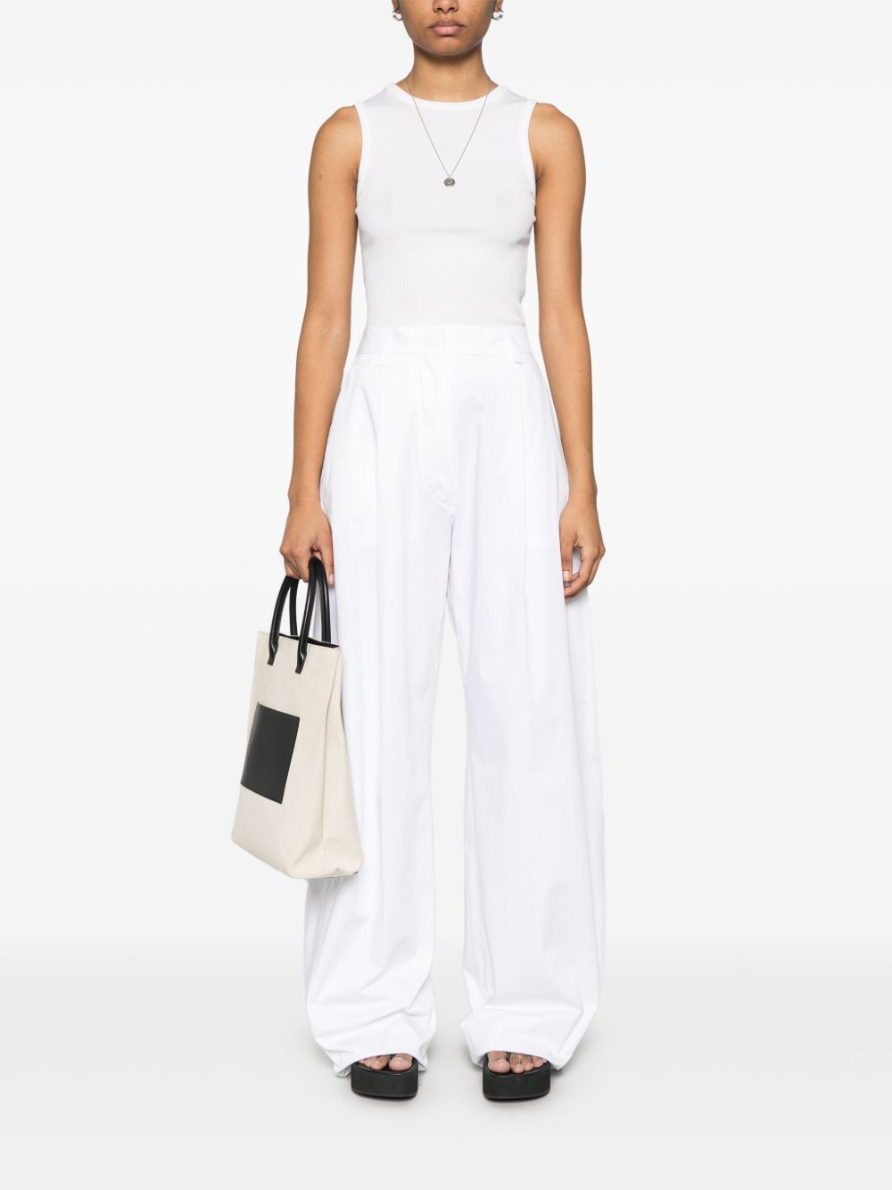 THE LATEST Trousers White
