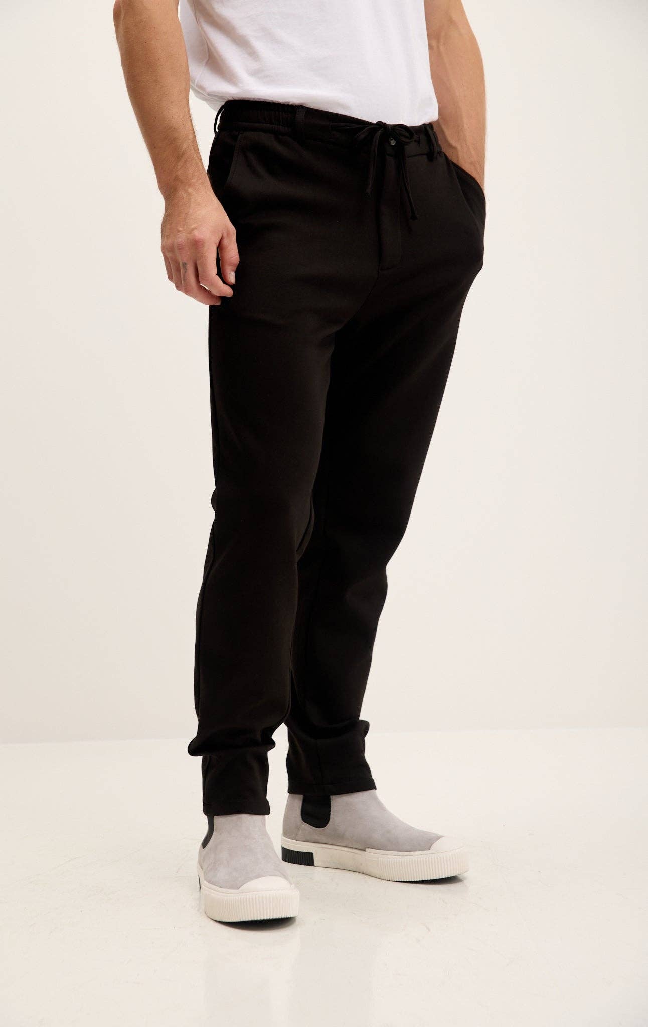 Tapered Drawstring Casual Pants