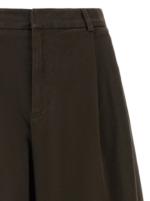Tela Lake Bermuda Shorts
