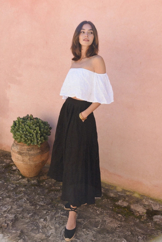 The Alba Skirt // Noir-Skirt-Beachwood-M/L-Urbanheer