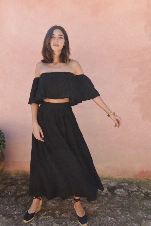 The Alba Skirt // Noir-Skirt-Beachwood-M/L-Urbanheer