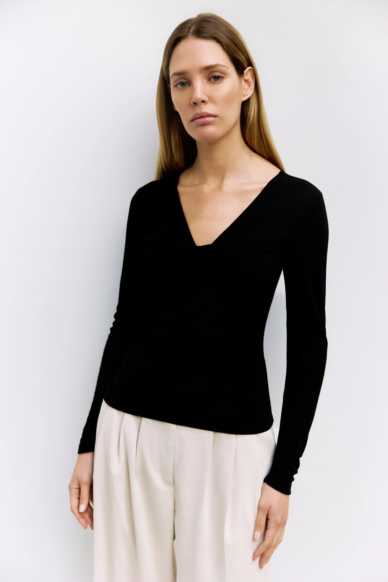 The Amber Top | Twist Detail Knit Long Sleeve Top - Black