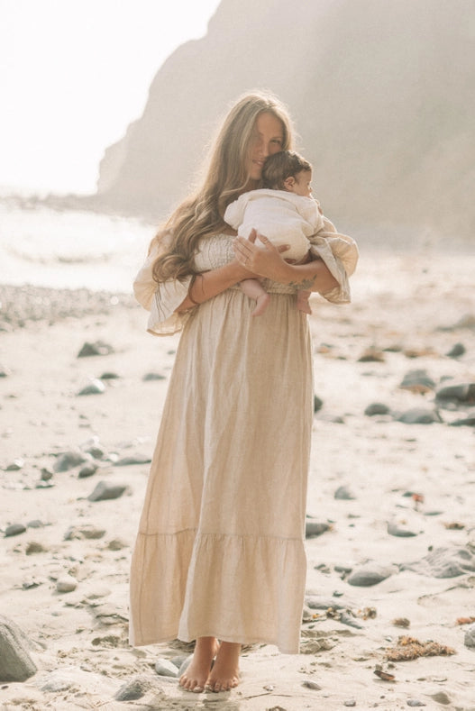 The Deia Dress // Moon-Dress-Beachwood-100% Linen-Urbanheer