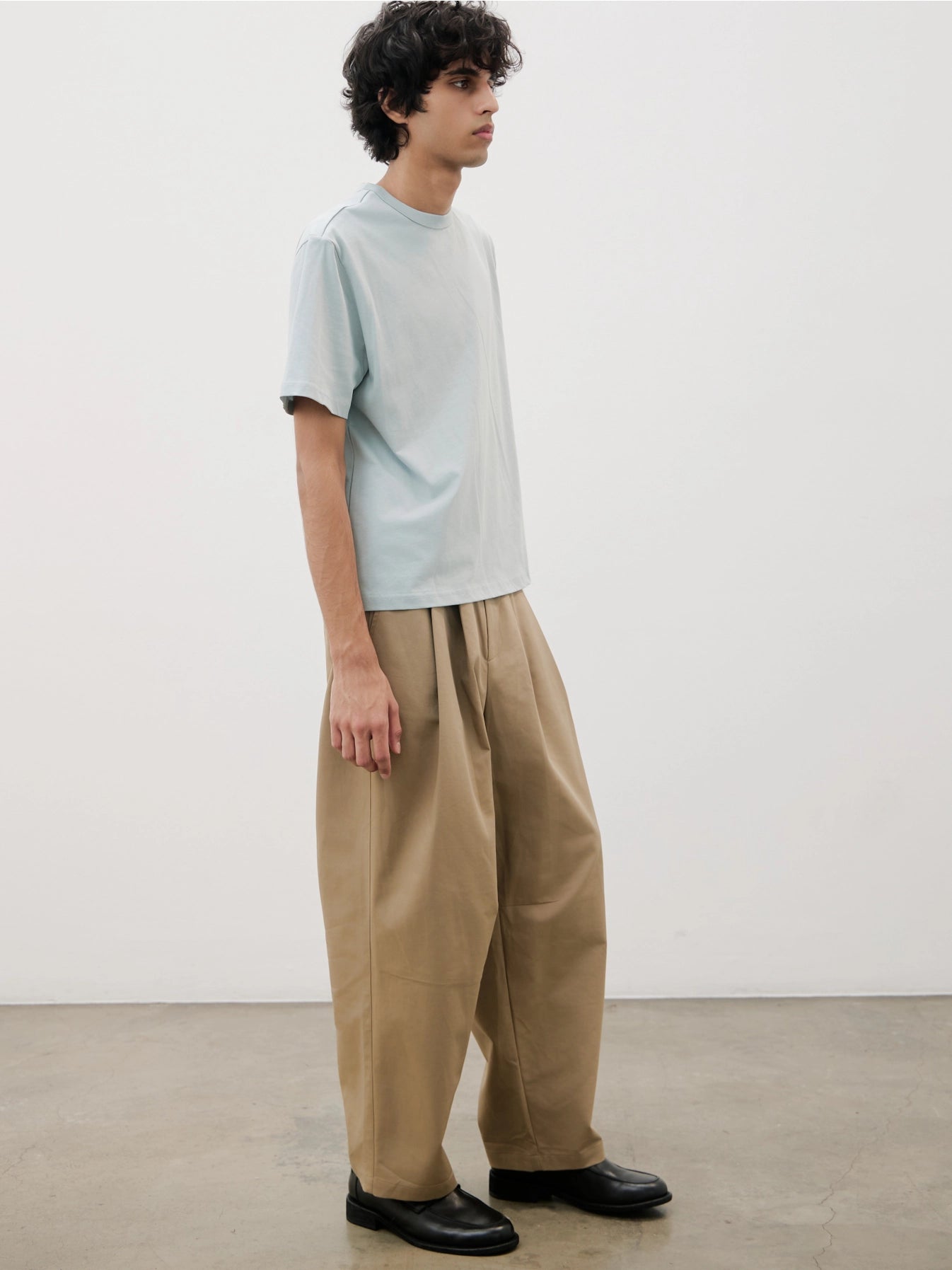 The Dennis Pants | Pleated Elastic Waist Barrel Trousers