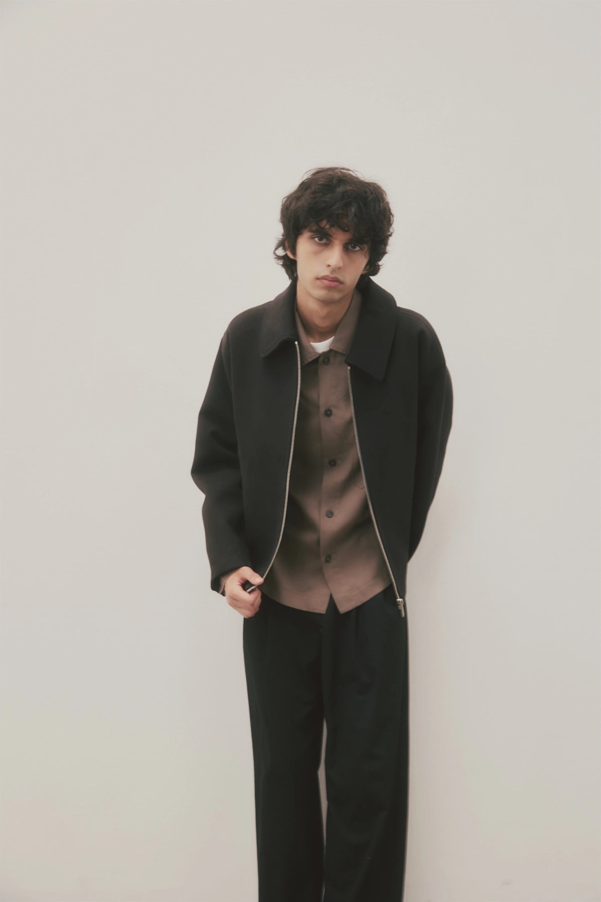 The Dennis Pants | Pleated Elastic Waist Barrel Trousers