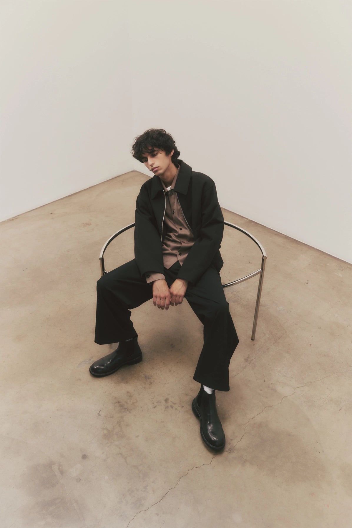 The Dennis Pants | Pleated Elastic Waist Barrel Trousers